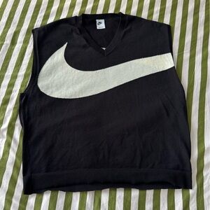 Men’s Nike Swoosh black and white sweater vest